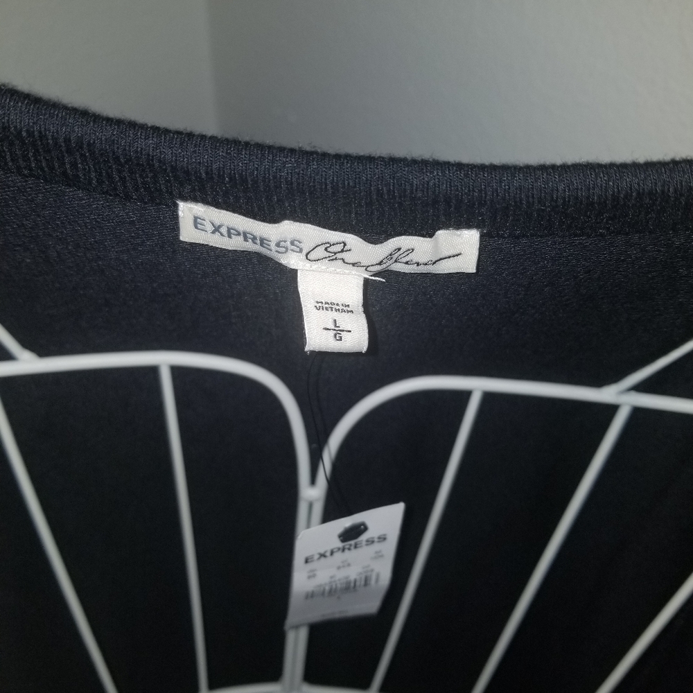 Express One Eleven Ruffle Cold Shoulder Top - Picture 7 of 7